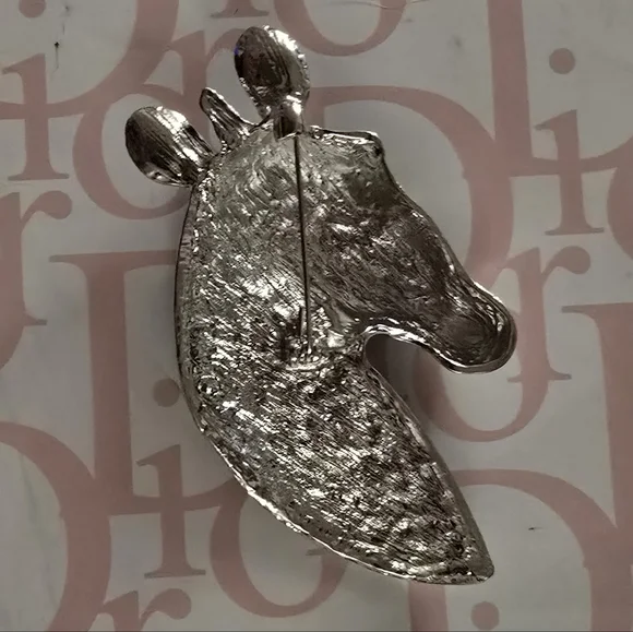 Zebra π¦ Brooch Charm New - Picture 13 of 13